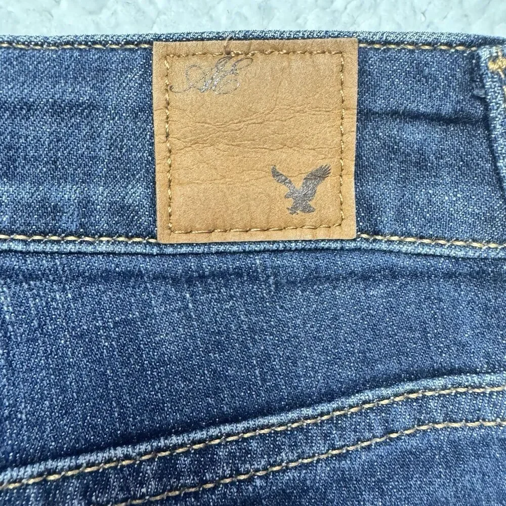 American Eagle Women's Skinny Stretch Short Jeans Dark Wash Blue Size 8